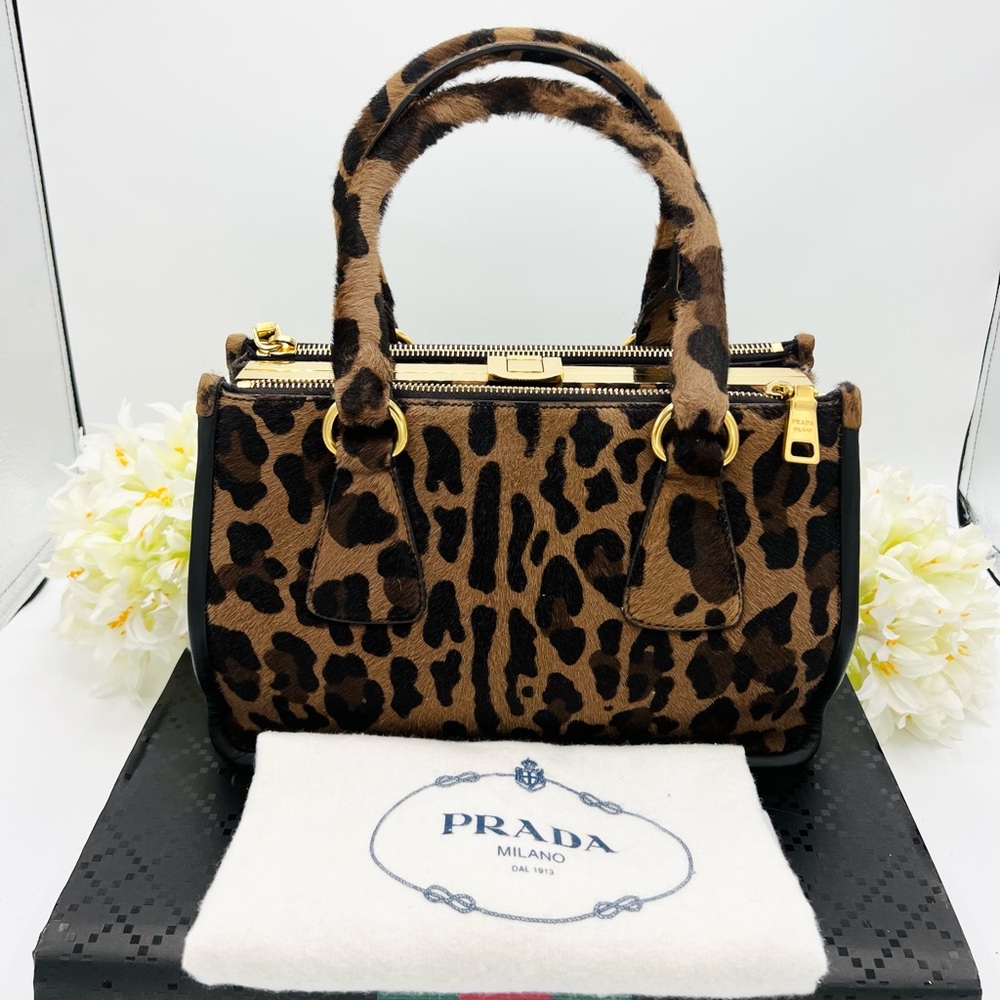Vintage Prada shoulder bag